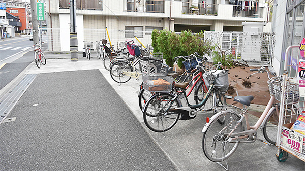 ウェルパーク薬局　西立川店の駐輪場