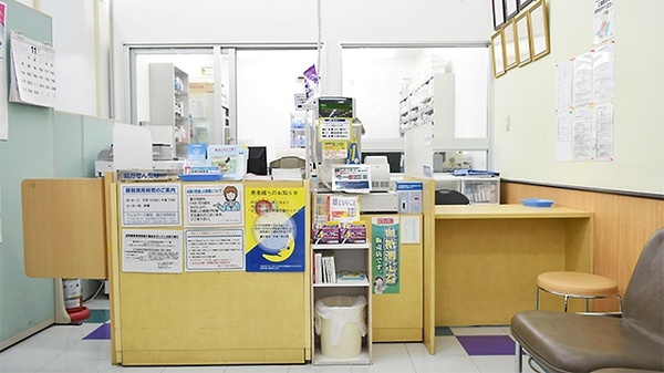 ウェルパーク薬局　国分寺西町店の受付/カウンター