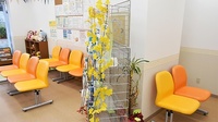 あけぼの薬局　湘南台店の待合スペース