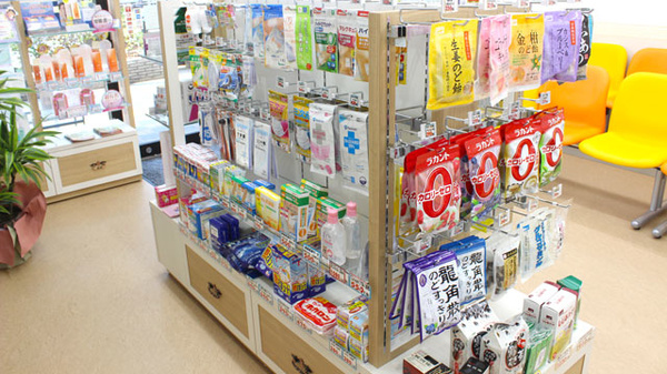 あけぼの薬局　亀戸店の雑貨品