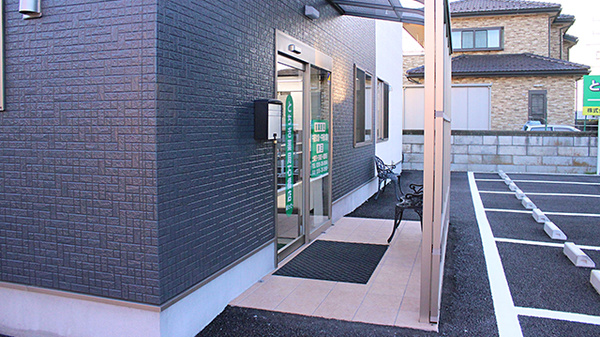 とちぎ薬局石橋店の入口