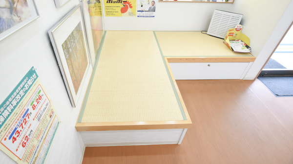 いしべ調剤薬局の待合スペース