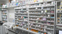 いしべ調剤薬局の薬棚