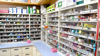 新生堂調剤薬局　有家店の薬棚