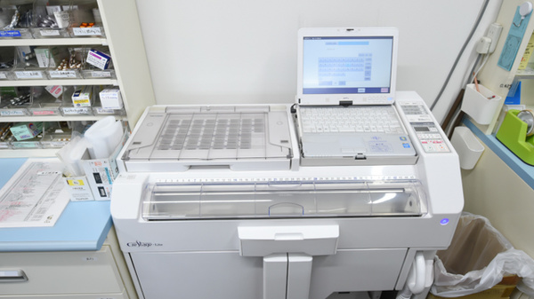 琵琶湖サニー薬局の調剤器具