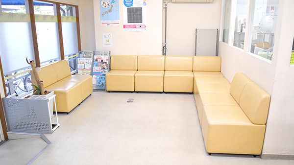 喜連薬局の待合スペース