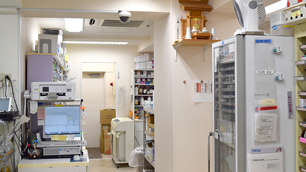 喜連薬局の調剤室