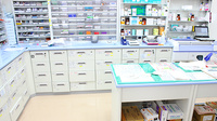 エール薬局　栄町店の調剤室