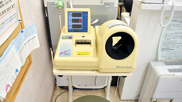 かるがも薬局　大東店の血圧計