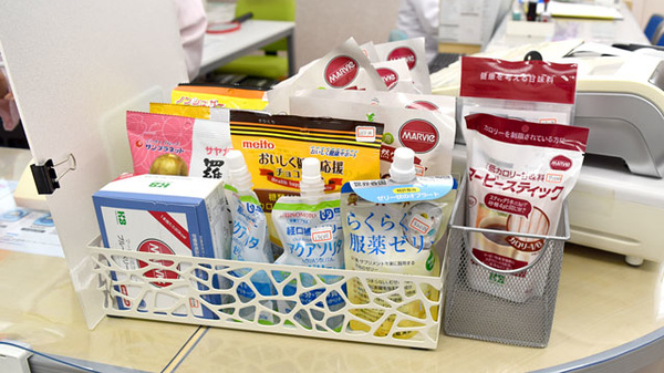 かるがも薬局　池田店の雑貨品