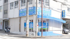 かるがも薬局　田辺店の外観