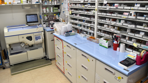 かるがも薬局　富田店の調剤室