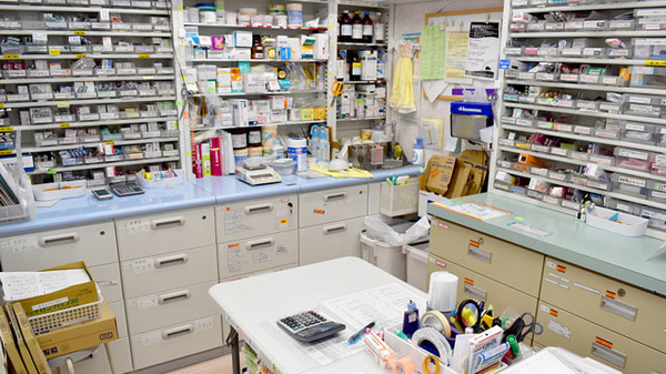 かるがも薬局　千里山田店の調剤室