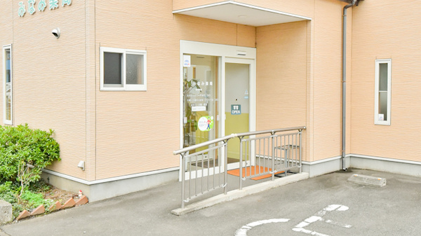 みなみ薬局の入口