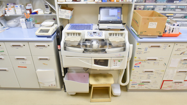 プラザ薬局　平野瓜破店の調剤器具