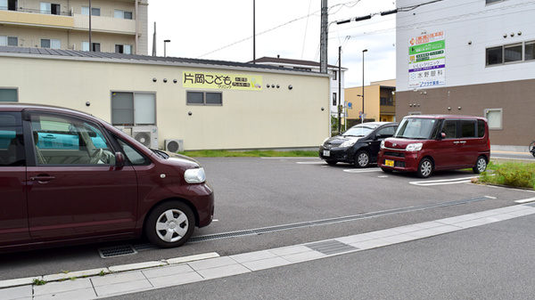 プラザ薬局　洛西口店の駐車場