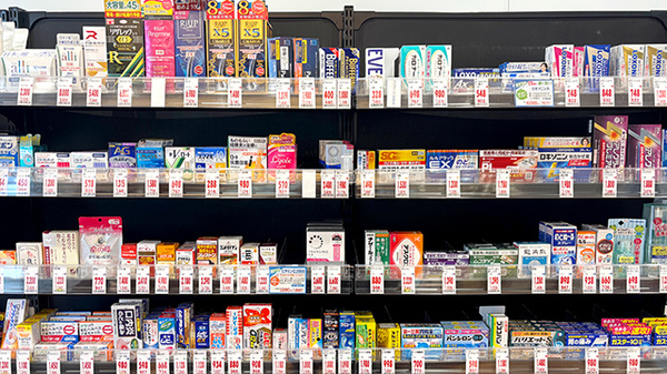 薬局トモズ横浜ポートサイド店の一般医薬品
