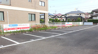 野ばら薬局の駐車場
