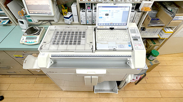 ひばり薬局滑川店の調剤器具