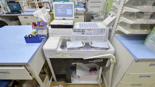 市立病院前ミドリ薬局の調剤器具