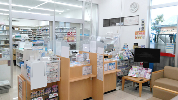 ウエルシア薬局　仙台柳生店の受付/カウンター