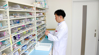 えぼし薬局　宮内店の作業風景