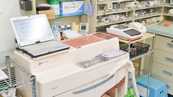 フタツカ薬局　八戸の里南の調剤器具