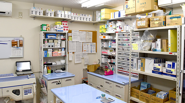 うねの薬局の調剤室