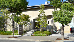 HAT神戸薬局の外観