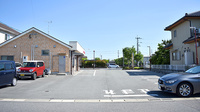 ピース薬局ドライブスルー夢咲店の駐車場