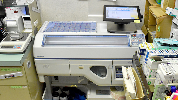行田駅前薬局の調剤器具