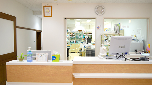あおい薬局　伏見店の受付/カウンター