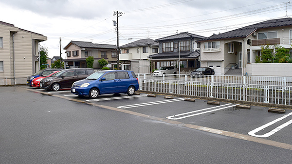 富山総合薬局　上赤江店の駐車場