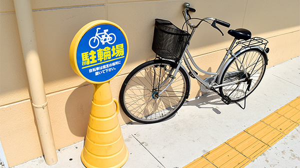 ユタカ薬局　則武の駐輪場