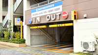 中央薬局和泉府中店の駐車場