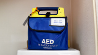 薬園堂薬局のAED
