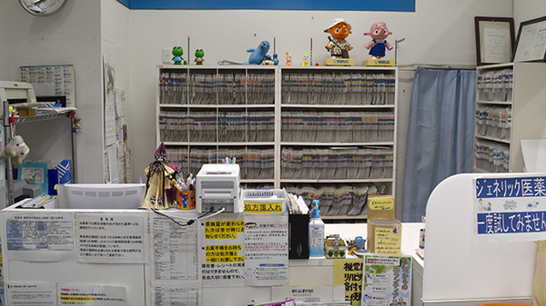 雅薬局　駅前店の受付/カウンター