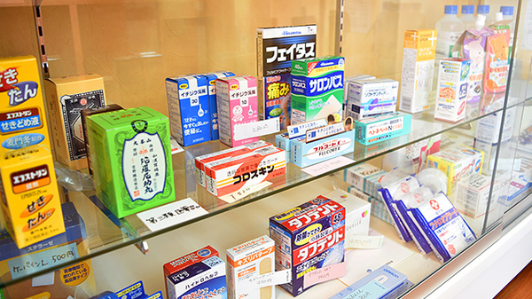 いづつ薬局　篠原店の一般医薬品