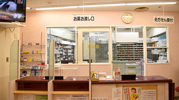 楠公堂薬局　加古川店の受付/カウンター