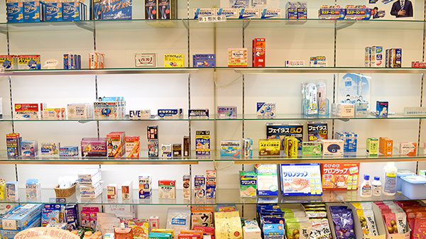 楠公堂薬局　JR加古川駅　構内店の一般医薬品