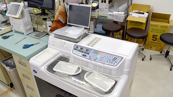 楠公堂薬局　JR三田駅ビル店の調剤器具