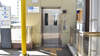 楠公堂薬局　JR三田駅ビル店のエレベーター