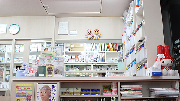 上原薬局の受付/カウンター