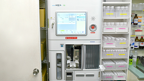 スズラン薬局（大阪府　茨木市）の調剤器具