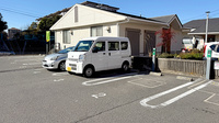 上野薬局の駐車場