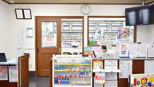 ゴダイ薬局　花の里店の受付/カウンター