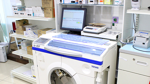 マルエ薬局　高崎駅西口店の調剤器具