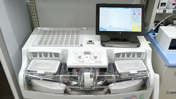 ユタカ薬局　伏見西浦の調剤器具