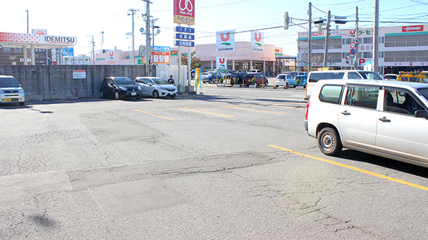 ハッピー調剤薬局　青森三内店の駐車場