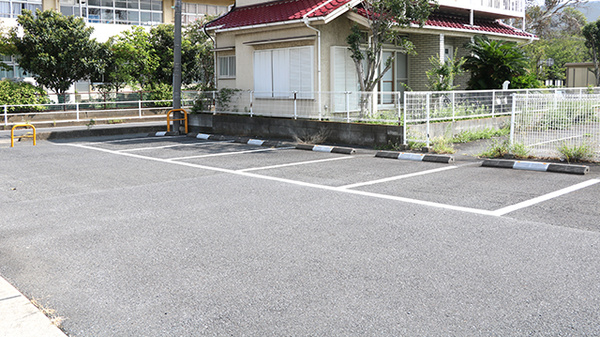 そうごう薬局 新三郷店の駐車場